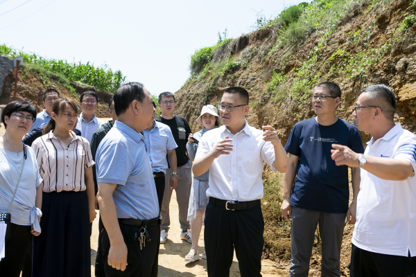 晋城市城区李晓峰图片